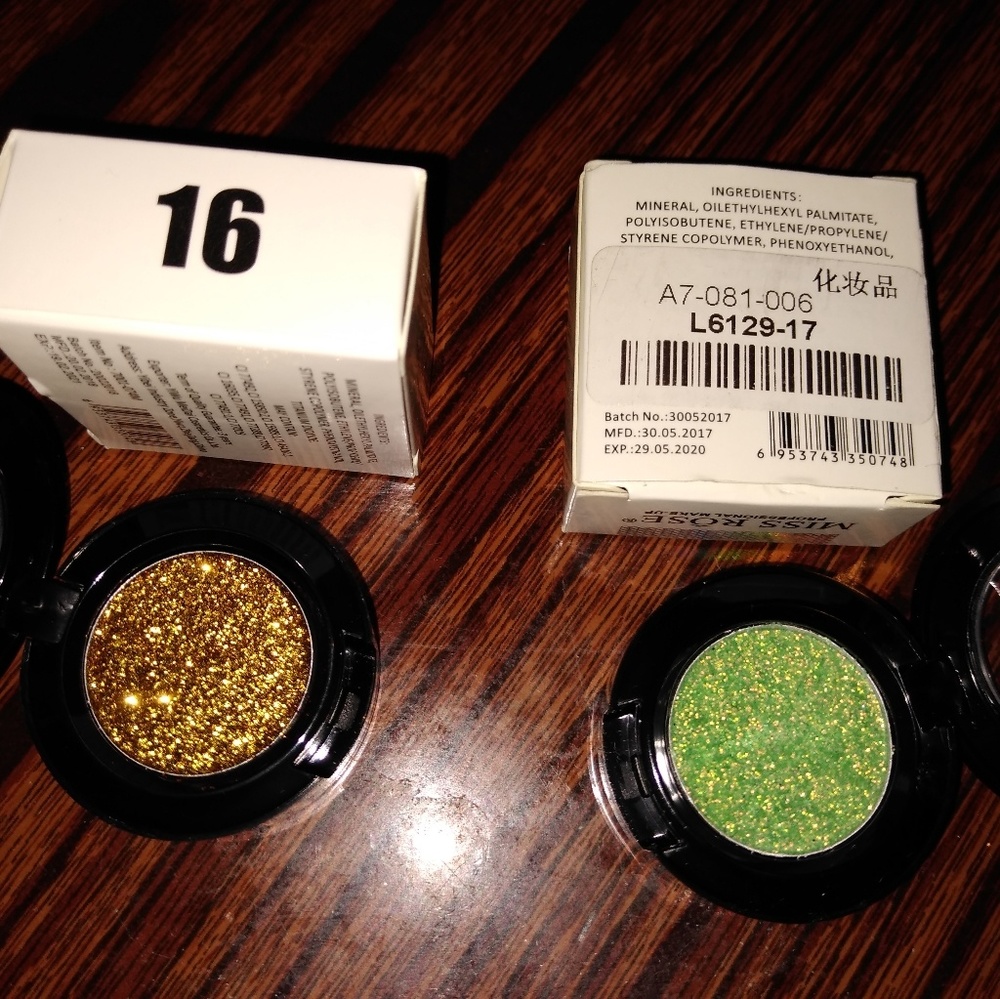 Eyeshadow - Picture 5 of 8